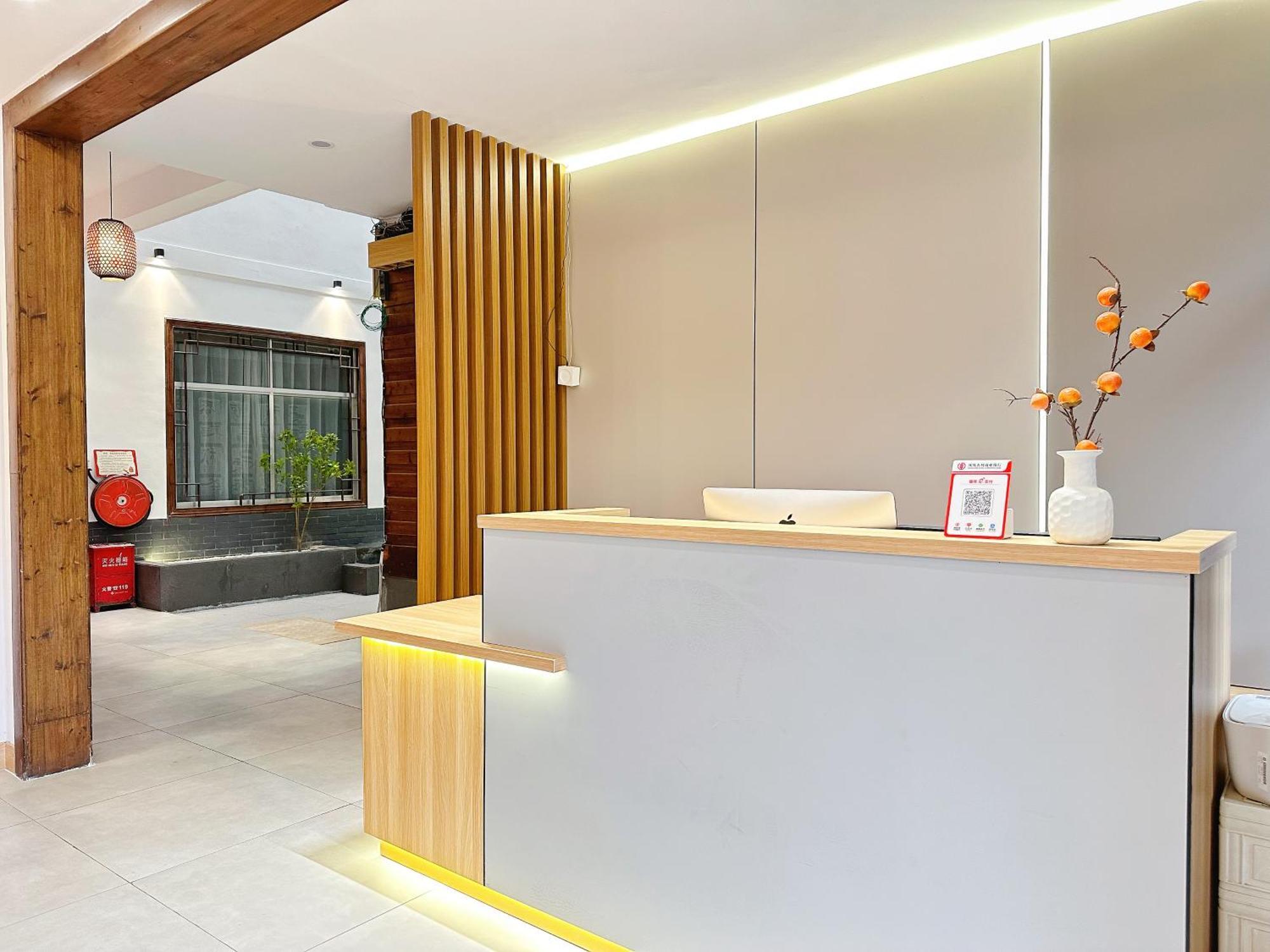 Hemu House Hotel เฟิ่งหวง ภายนอก รูปภาพ