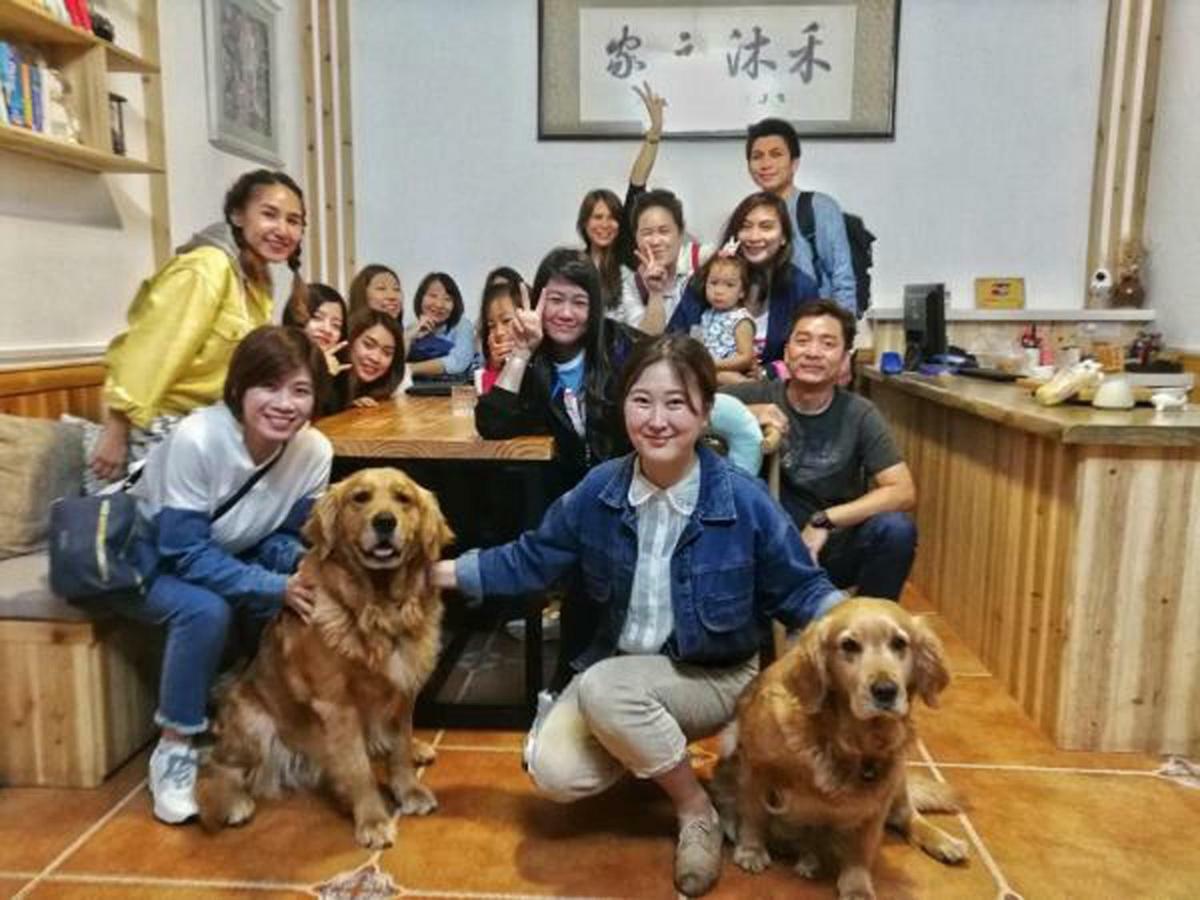 Hemu House Hotel เฟิ่งหวง ภายนอก รูปภาพ